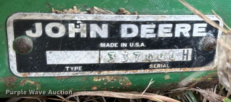 image for item EJ6981 John Deere  643 corn head