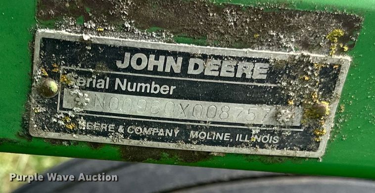 image for item EJ6983 John Deere 960 field cultivator