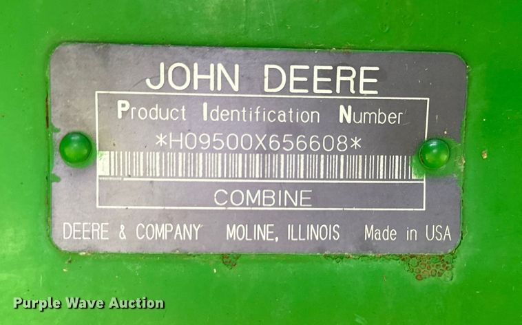 image for item EJ6986 1994 John Deere  9500 combine