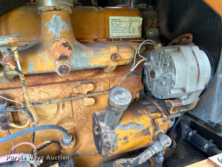 image for item EJ6987 1982 Case  480C backhoe