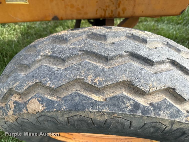 image for item EJ6987 1982 Case  480C backhoe