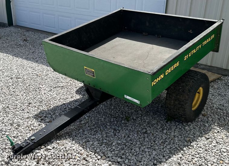 image for item EJ7011 John Deere 21 lawn cart