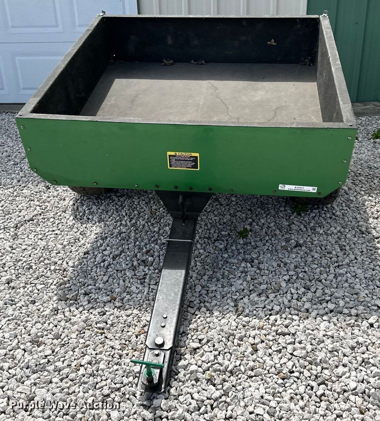 image for item EJ7011 John Deere 21 lawn cart