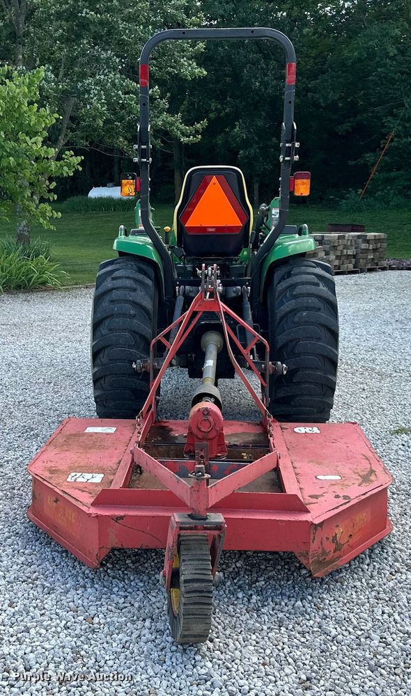 image for item EJ7012 2008 John Deere 3320 MFWD tractor