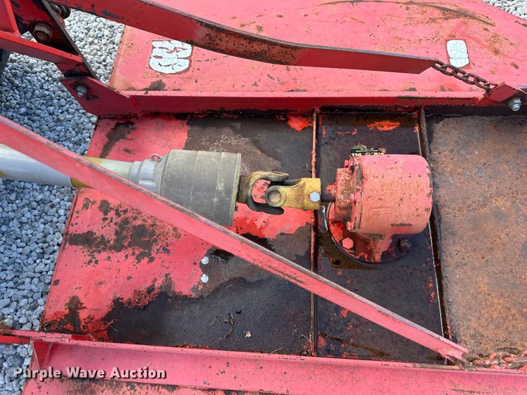 image for item EJ7012 2008 John Deere 3320 MFWD tractor