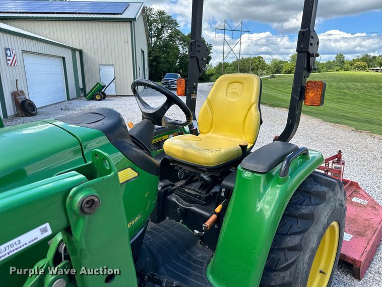 image for item EJ7012 2008 John Deere 3320 MFWD tractor