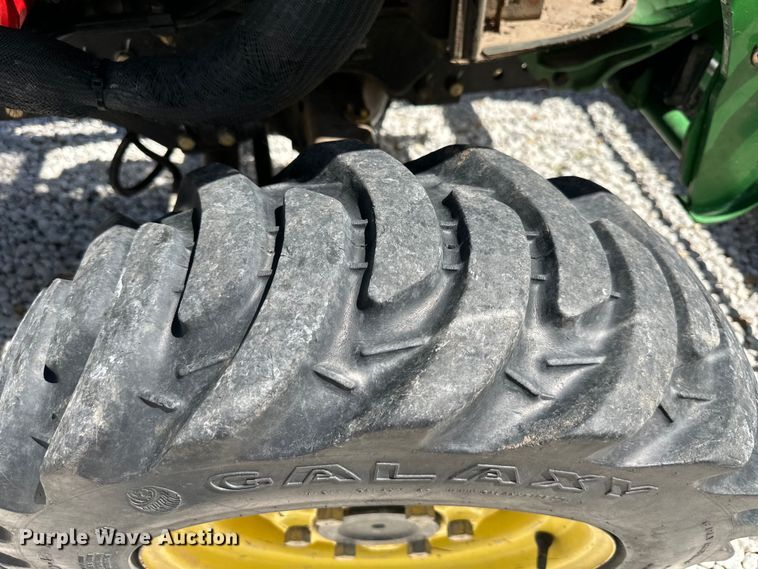image for item EJ7012 2008 John Deere 3320 MFWD tractor