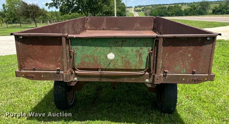 image for item EJ7015 Hay wagon