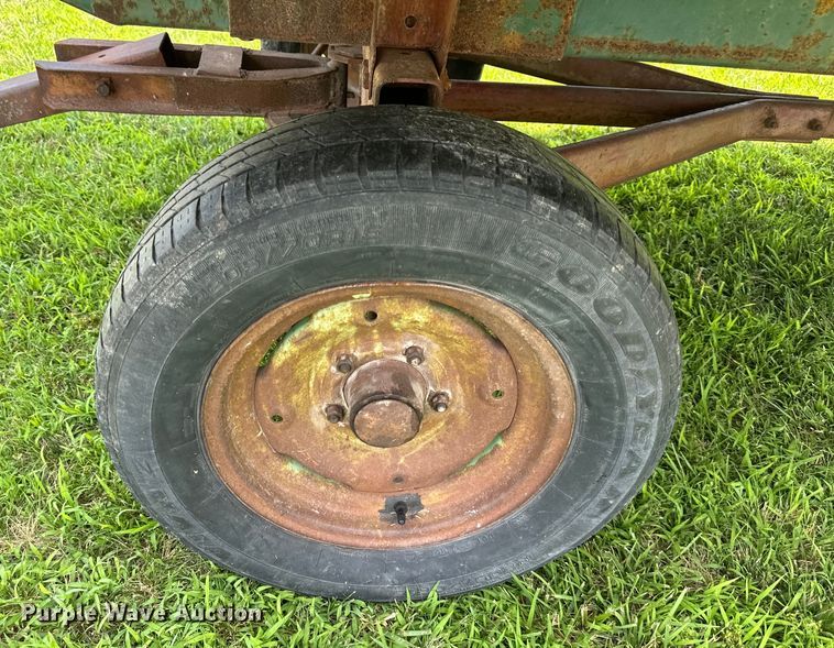 image for item EJ7015 Hay wagon