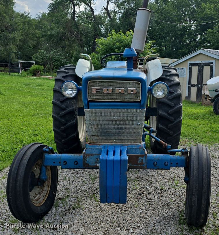 image for item EK6153 1966 Ford 4000 tractor