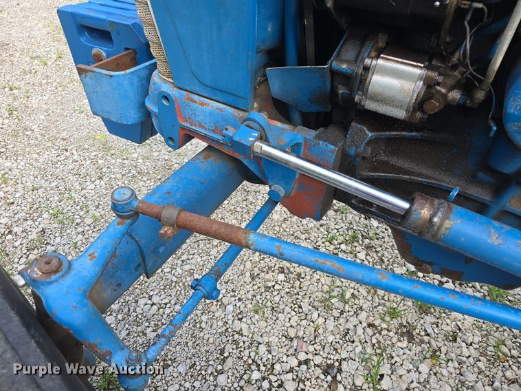 image for item EK6153 1966 Ford 4000 tractor