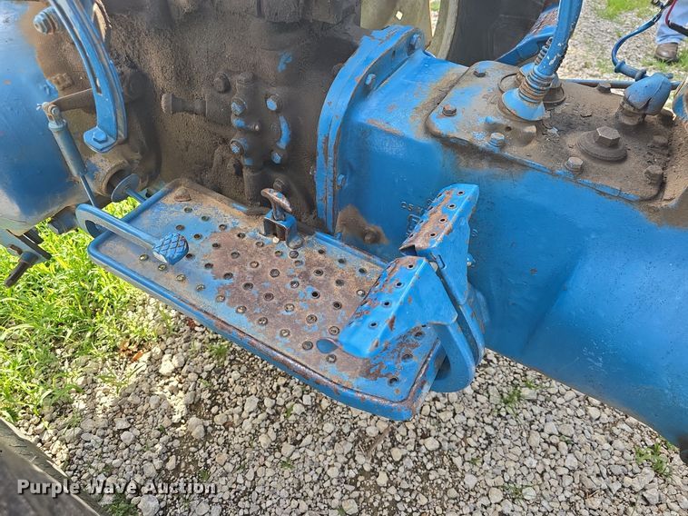 image for item EK6153 1966 Ford 4000 tractor