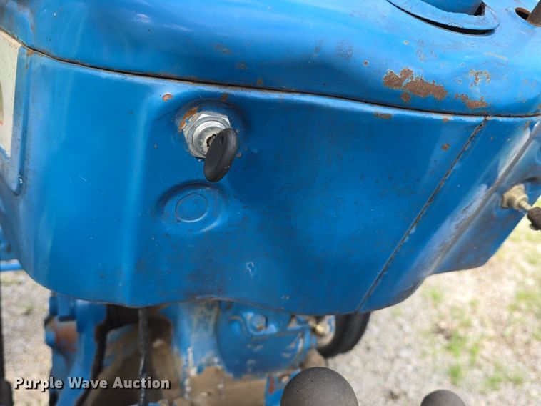 image for item EK6153 1966 Ford 4000 tractor