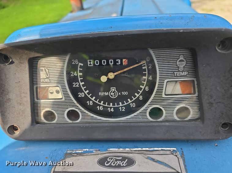 image for item EK6153 1966 Ford 4000 tractor