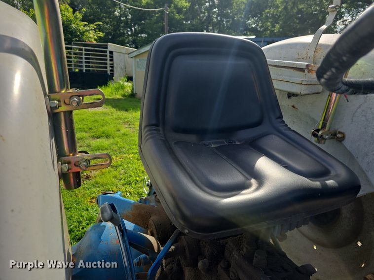 image for item EK6153 1966 Ford 4000 tractor