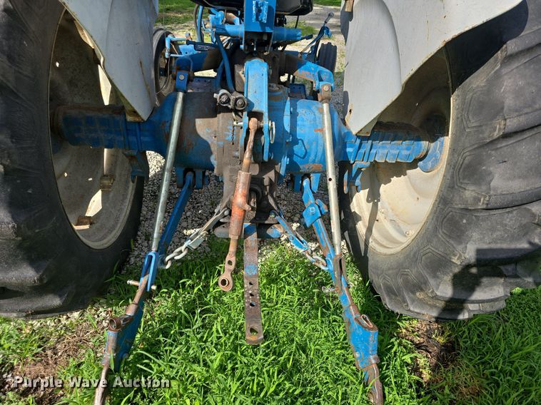 image for item EK6153 1966 Ford 4000 tractor