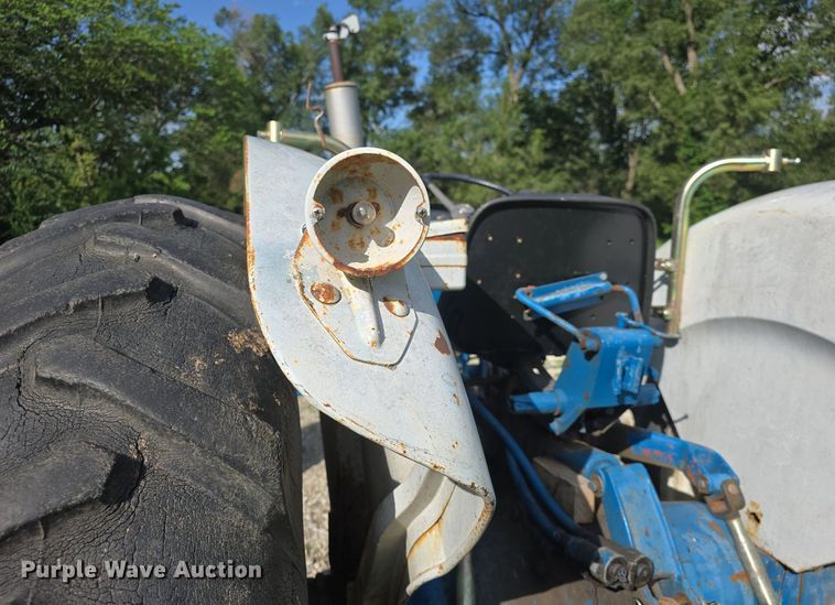 image for item EK6153 1966 Ford 4000 tractor