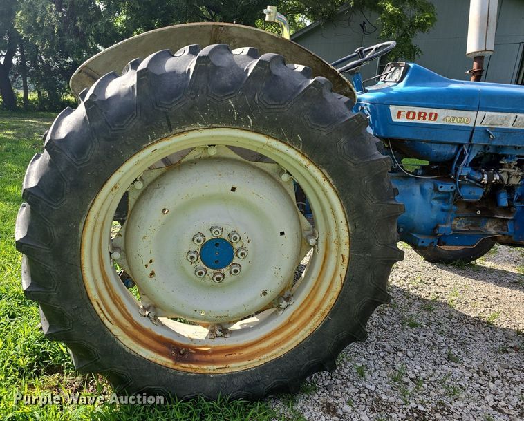 image for item EK6153 1966 Ford 4000 tractor