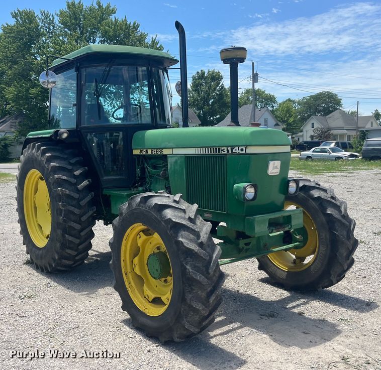 image for item EK8771 1982 John Deere 3140 MFWD tractor