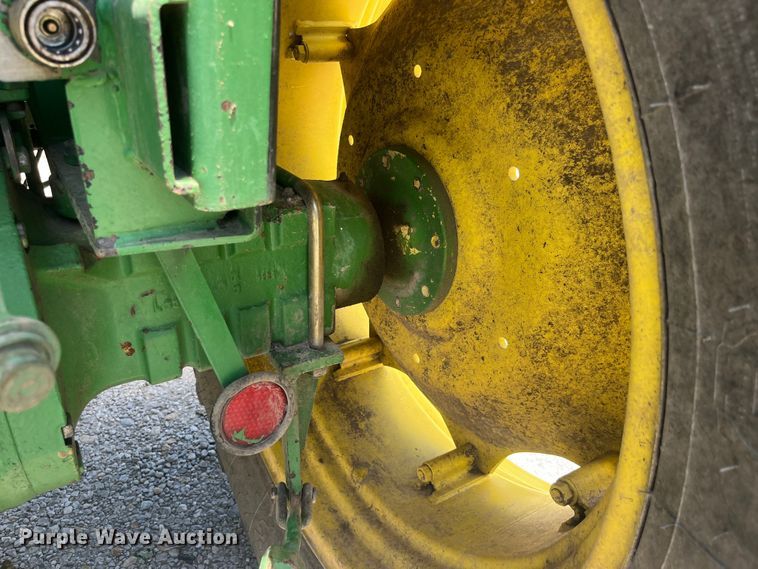 image for item EK8771 1982 John Deere 3140 MFWD tractor