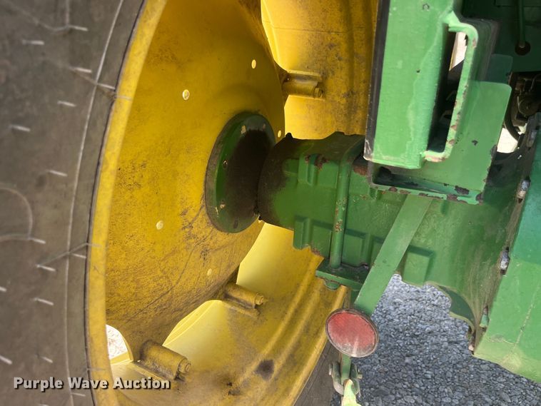 image for item EK8771 1982 John Deere 3140 MFWD tractor