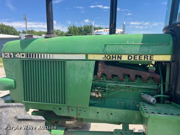 image for item EK8771 1982 John Deere 3140 MFWD tractor