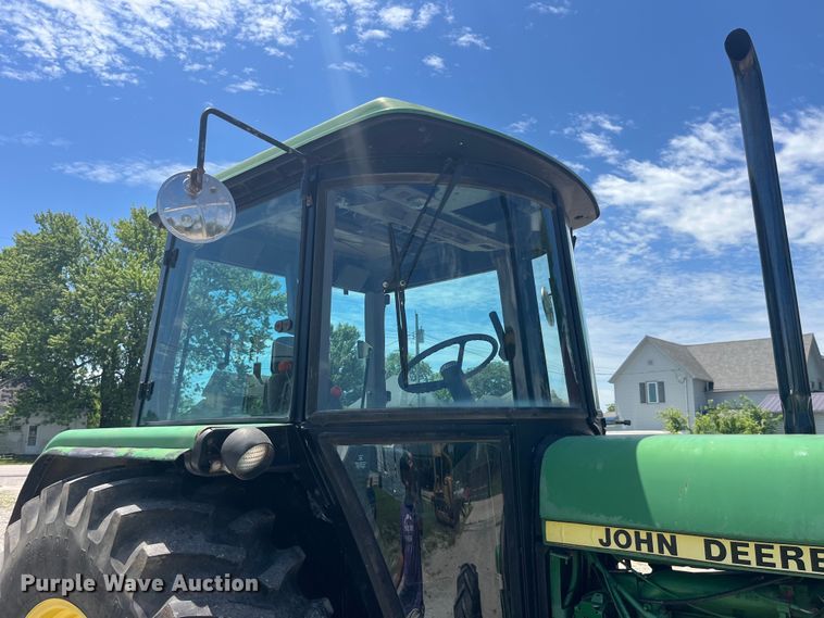 image for item EK8771 1982 John Deere 3140 MFWD tractor