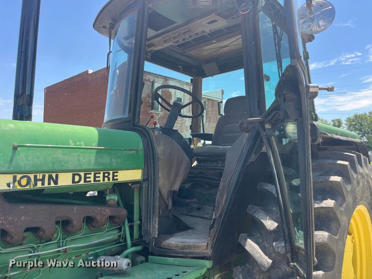 image for item EK8771 1982 John Deere 3140 MFWD tractor
