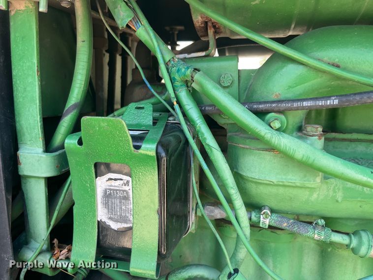 image for item EK8771 1982 John Deere 3140 MFWD tractor