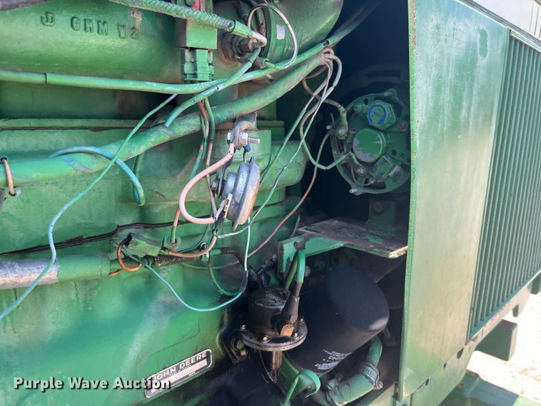 image for item EK8771 1982 John Deere 3140 MFWD tractor