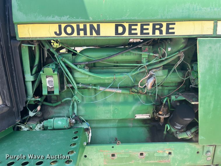 image for item EK8771 1982 John Deere 3140 MFWD tractor