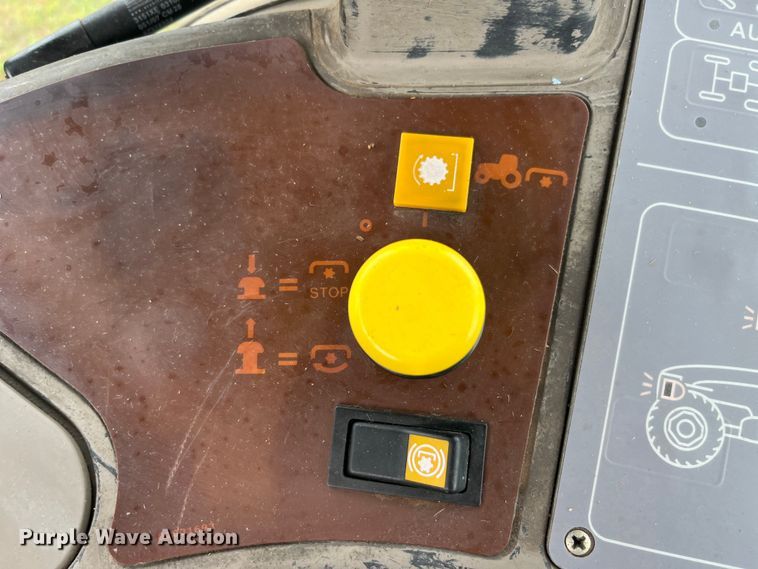 image for item EK8784 2007 Case IH MXM140 PRO MFWD tractor