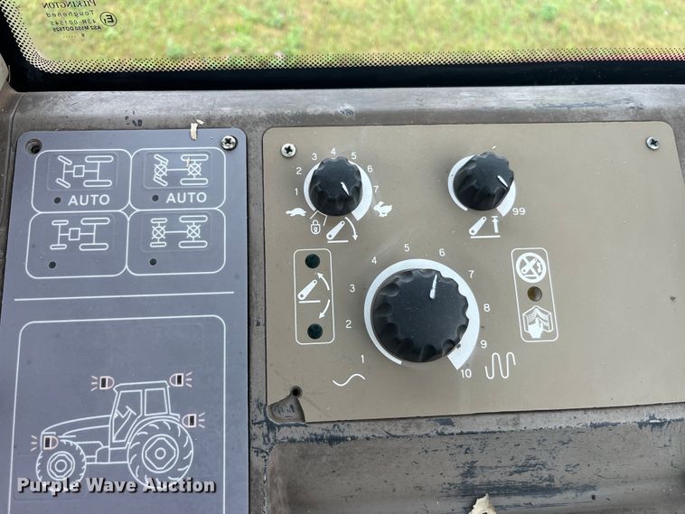 image for item EK8784 2007 Case IH MXM140 PRO MFWD tractor