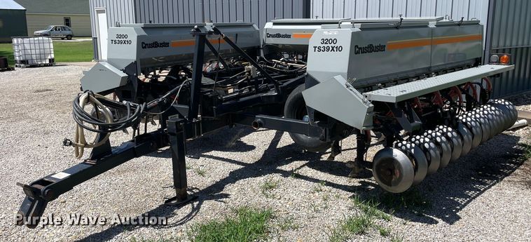 image for item GP9641 Crustbuster  3200  TS39X10 hoe grain drill