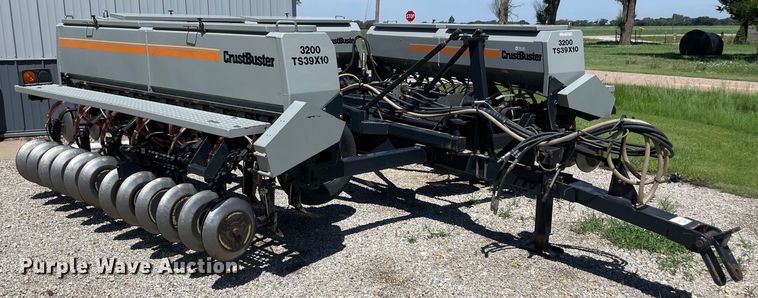 image for item GP9641 Crustbuster  3200  TS39X10 hoe grain drill