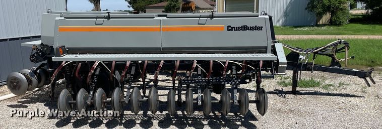 image for item GP9641 Crustbuster  3200  TS39X10 hoe grain drill