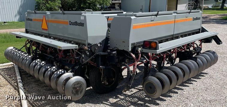 image for item GP9641 Crustbuster  3200  TS39X10 hoe grain drill