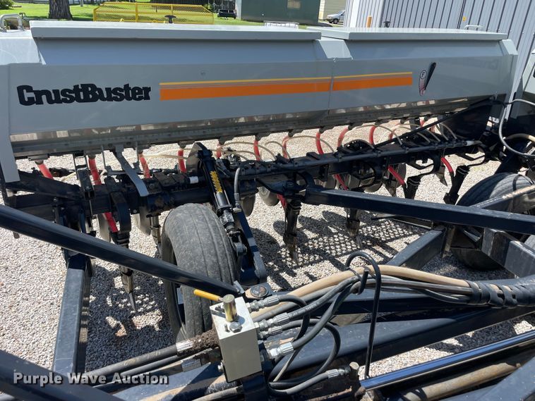 image for item GP9641 Crustbuster  3200  TS39X10 hoe grain drill