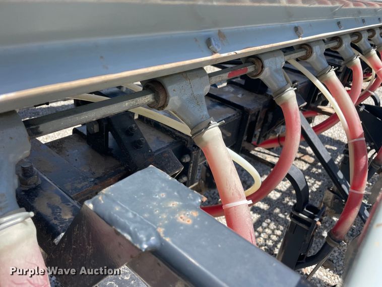 image for item GP9641 Crustbuster  3200  TS39X10 hoe grain drill