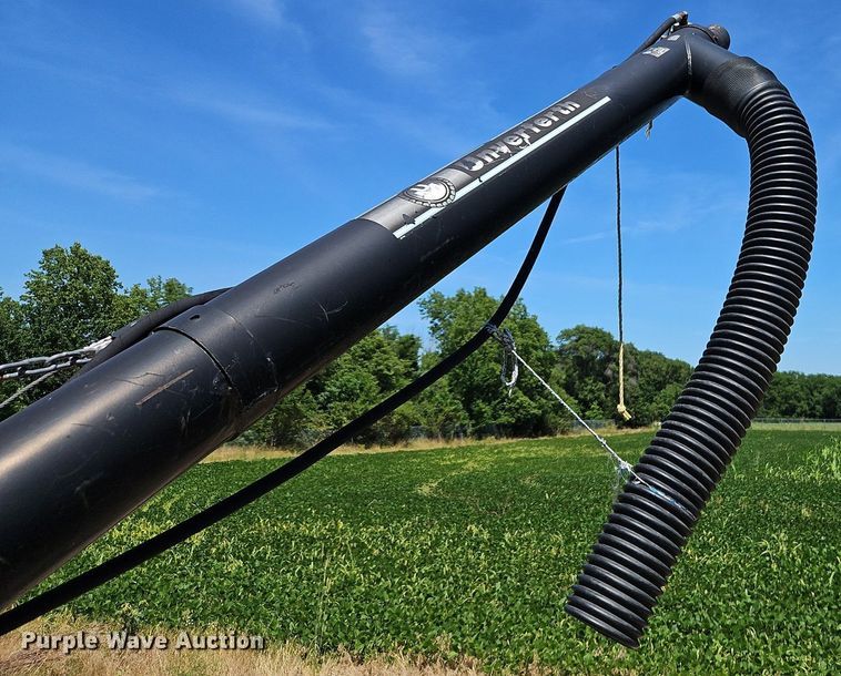 image for item IH9099 Unverferth GB275 gravity wagon