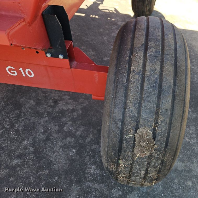 image for item IH9099 Unverferth GB275 gravity wagon