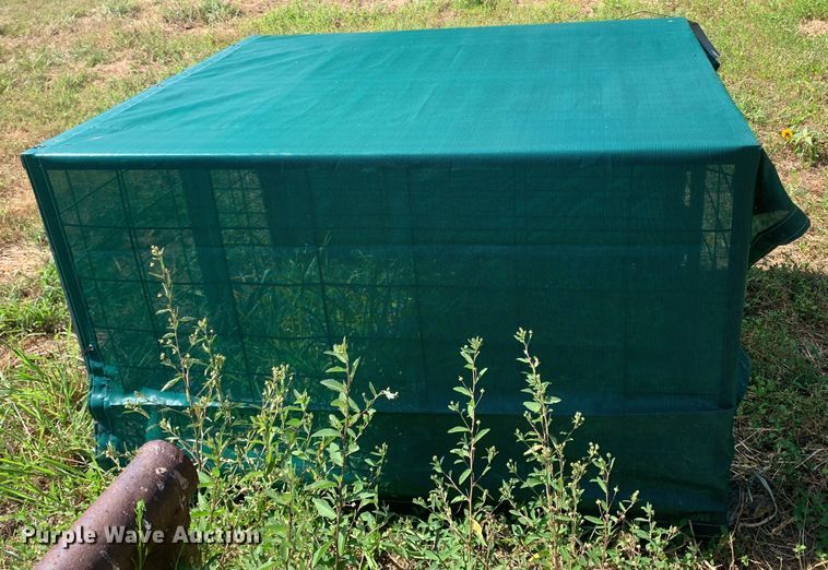 image for item JT9799 Truck bed livestock tote