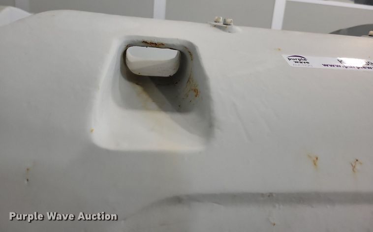 image for item KA9939 (2) AGCO front weights