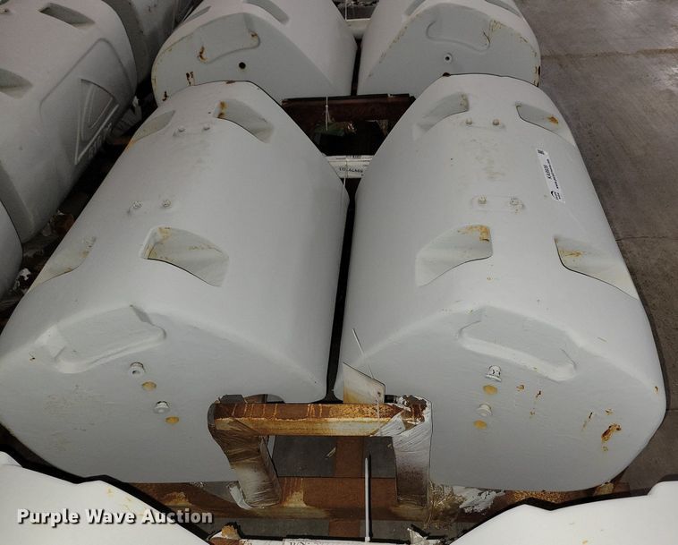 image for item KA9939 (2) AGCO front weights