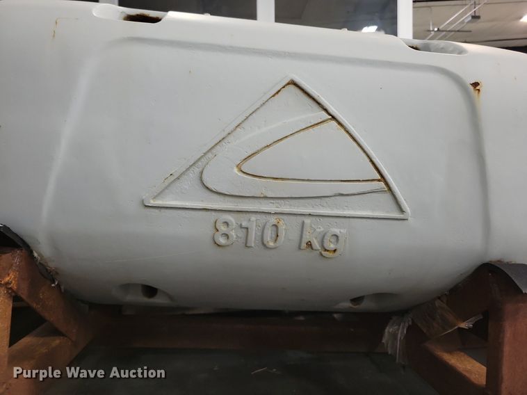 image for item KA9940 (6) AGCO front weights