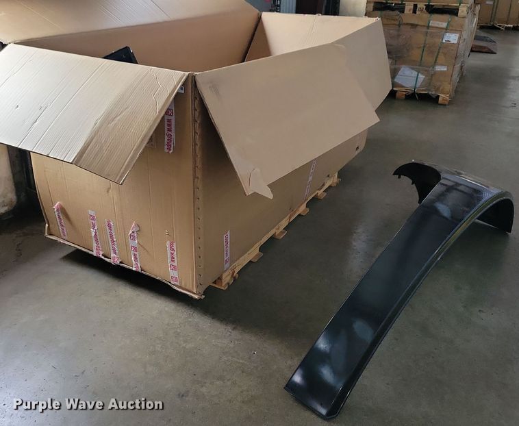 image for item KA9942 Massey Ferguson fenders