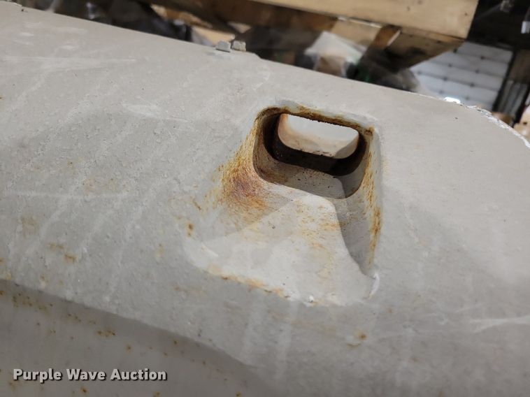 image for item KA9946 (20) AGCO front weights