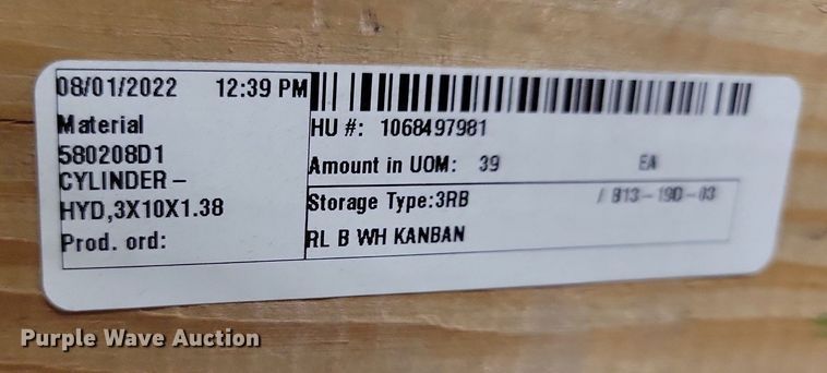 image for item KA9951 (122) RoGator hydraulic cylinders 