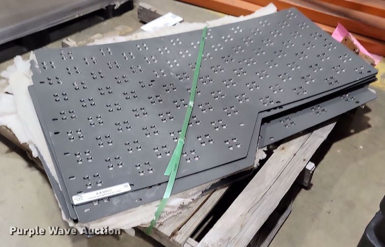 image for item KA9953 AGCO catwalk sections