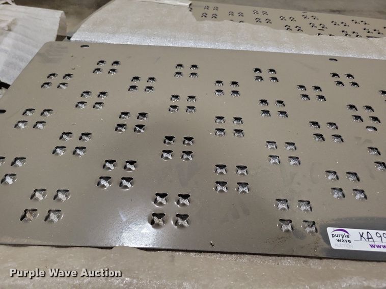 image for item KA9953 AGCO catwalk sections